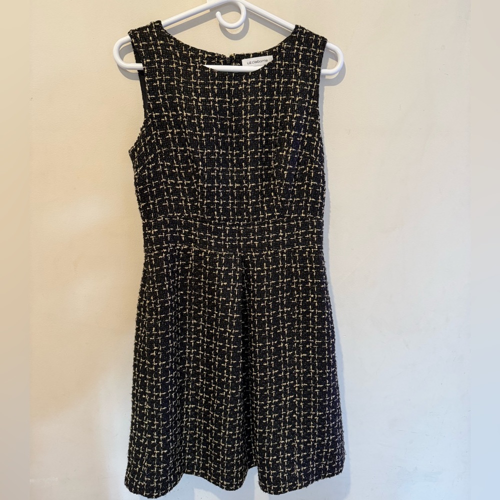 Liz Claiborne sleeveless black dress